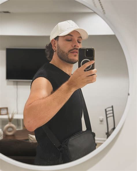 luis ortiz instagram|Luis Ortiz .